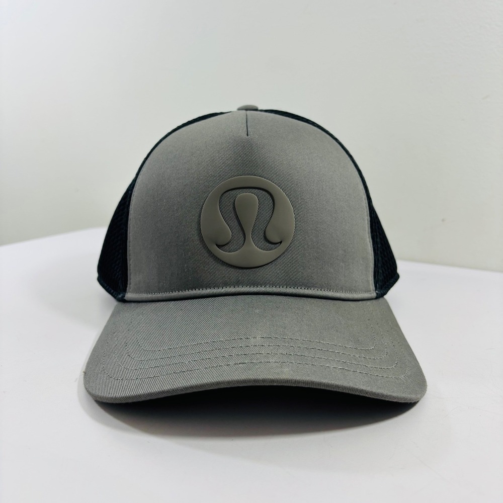Lululemon Trucker Logo‎ Hat/Cap Gray Black Adjustable Strap Sz. S/M